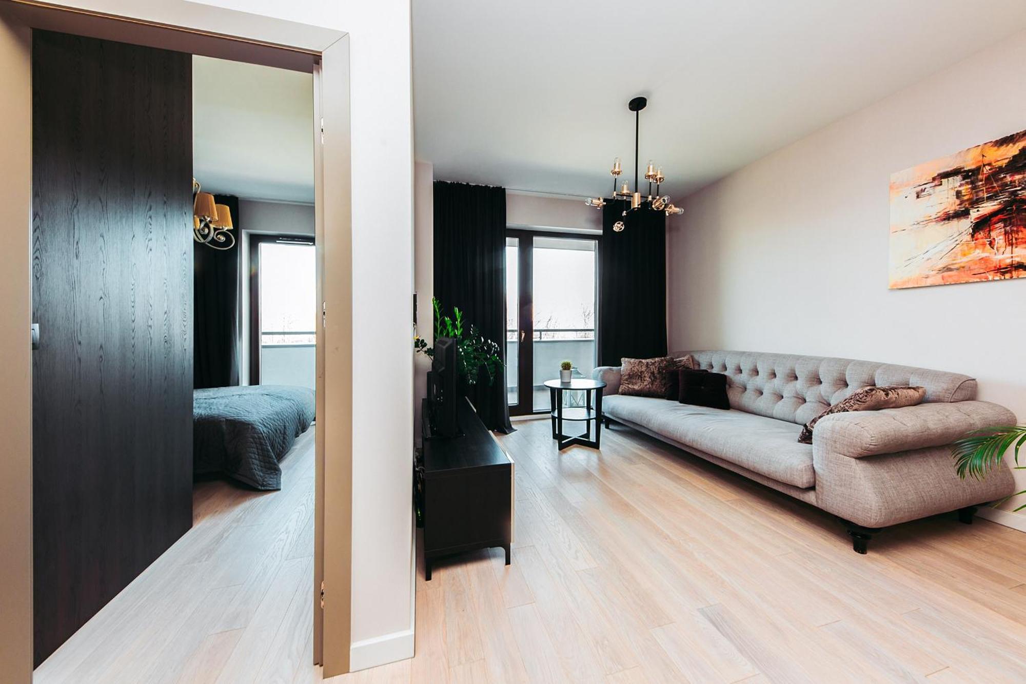Apartament High Standard Close To The Center/free Parking.
